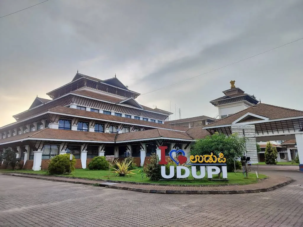 ಉಡುಪಿ: ನವ ಕಾನೂನು ಪದವೀಧರರಿಗೆ ಪ್ರತಿ ತಿಂಗಳು ₹2,000 ಪ್ರೋತ್ಸಾಹಧನ; ಅರ್ಜಿ ಸಲ್ಲಿಸಲು ಮಾರ್ಚ್ 17 ಕೊನೆಯ&nbsp;ದಿನ